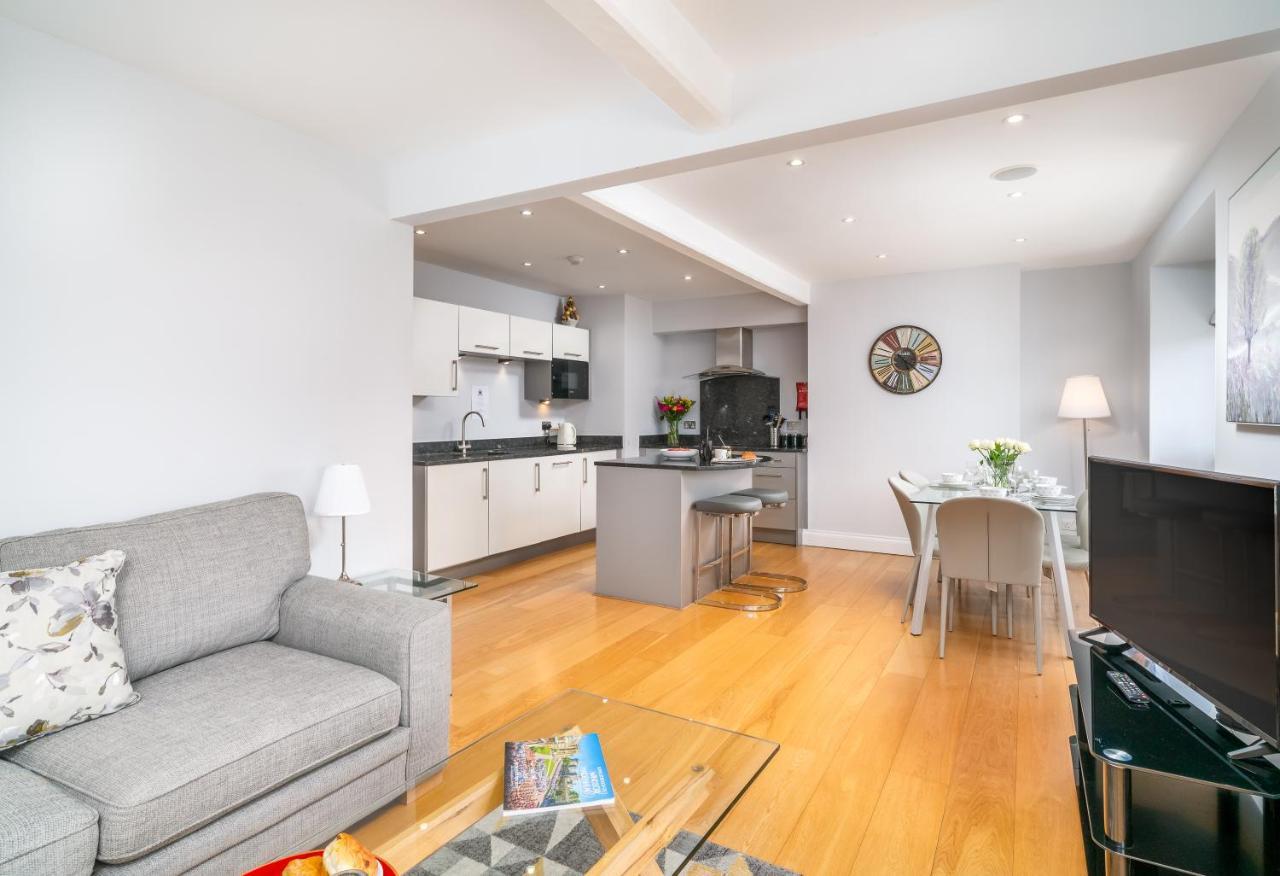 Castle Properties:Eton-The College Windsor Buitenkant foto