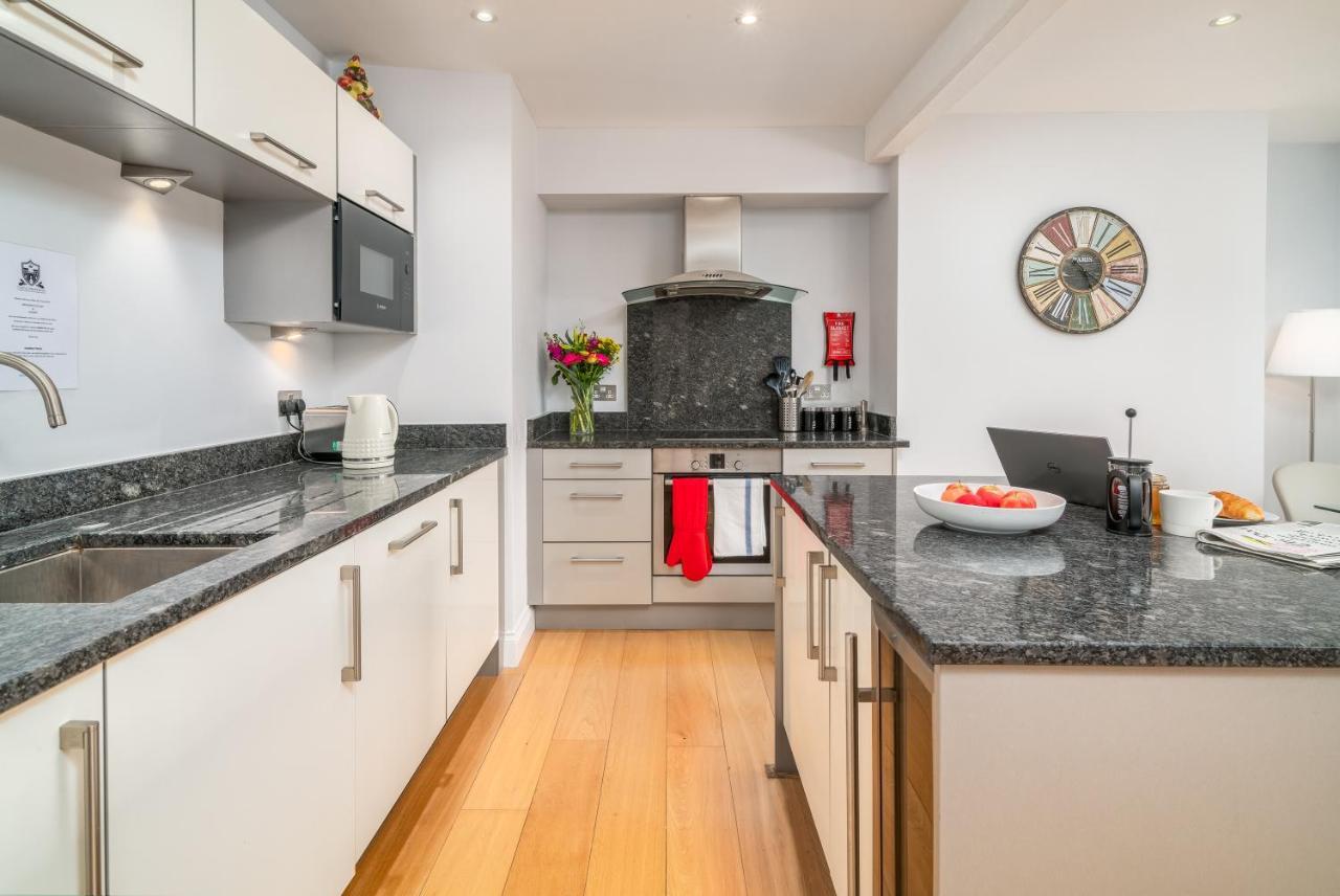 Castle Properties:Eton-The College Windsor Buitenkant foto