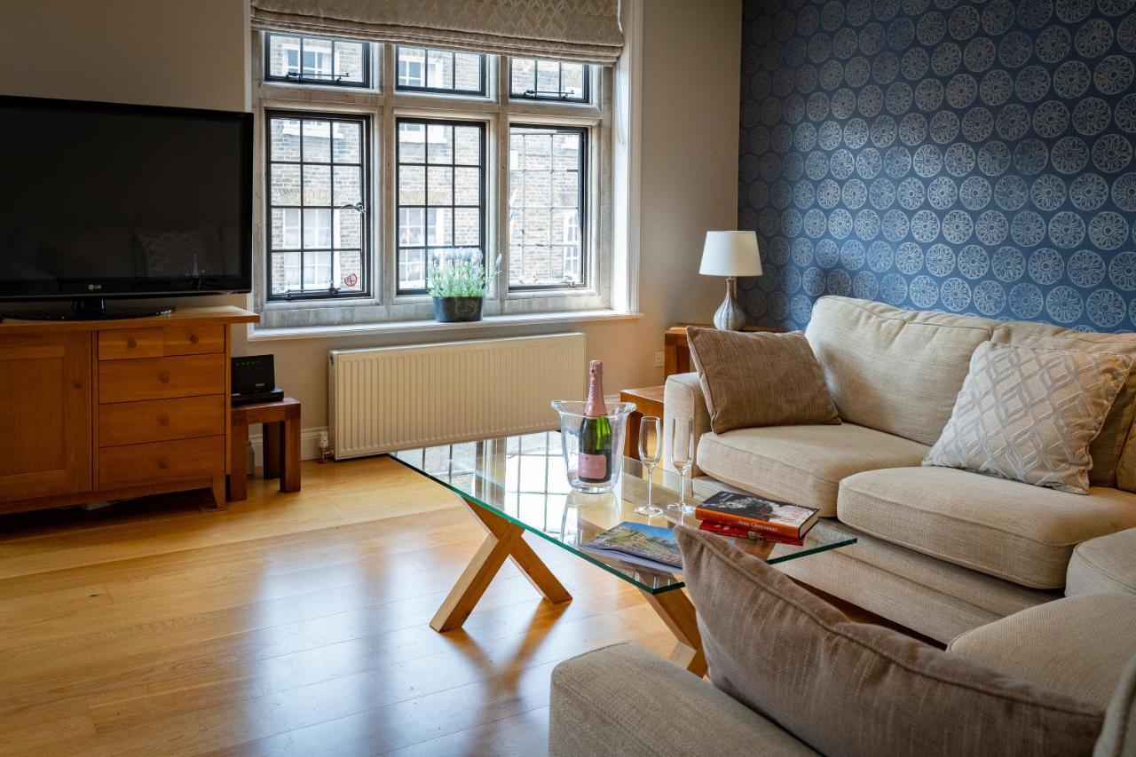 Castle Properties:Eton-The College Windsor Buitenkant foto