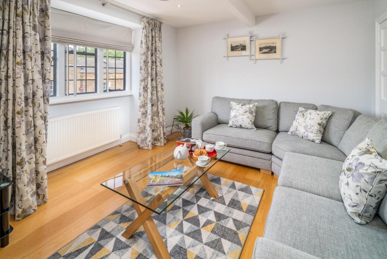 Castle Properties:Eton-The College Windsor Buitenkant foto