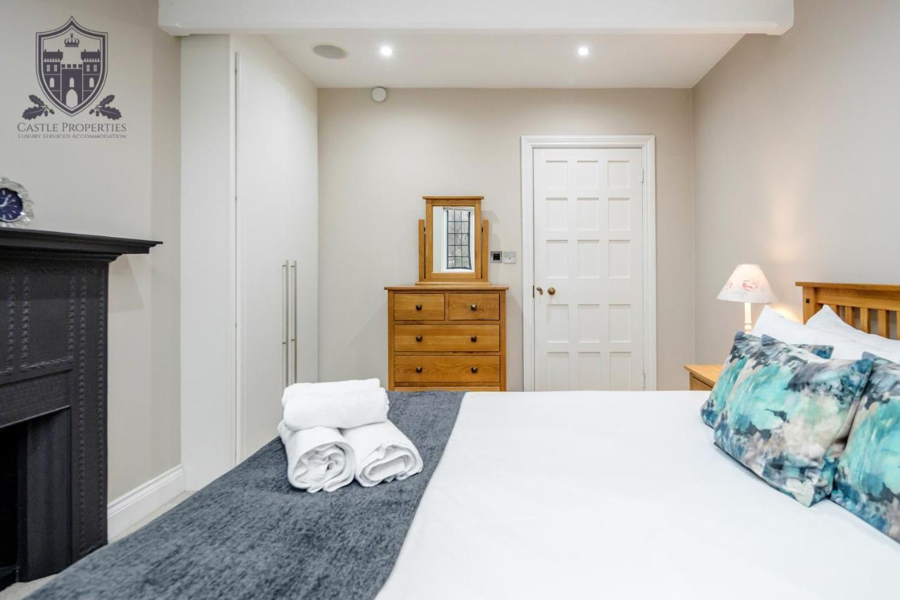 Castle Properties:Eton-The College Windsor Buitenkant foto