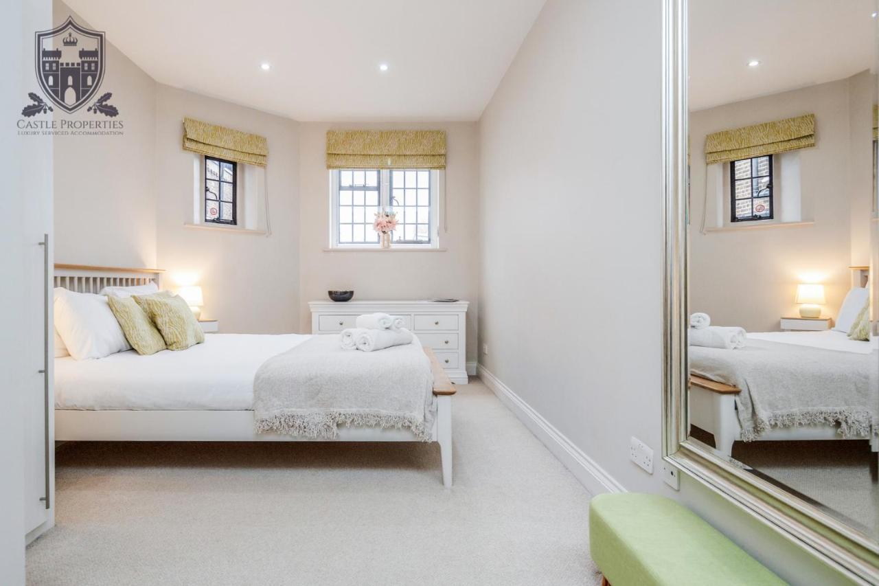Castle Properties:Eton-The College Windsor Buitenkant foto
