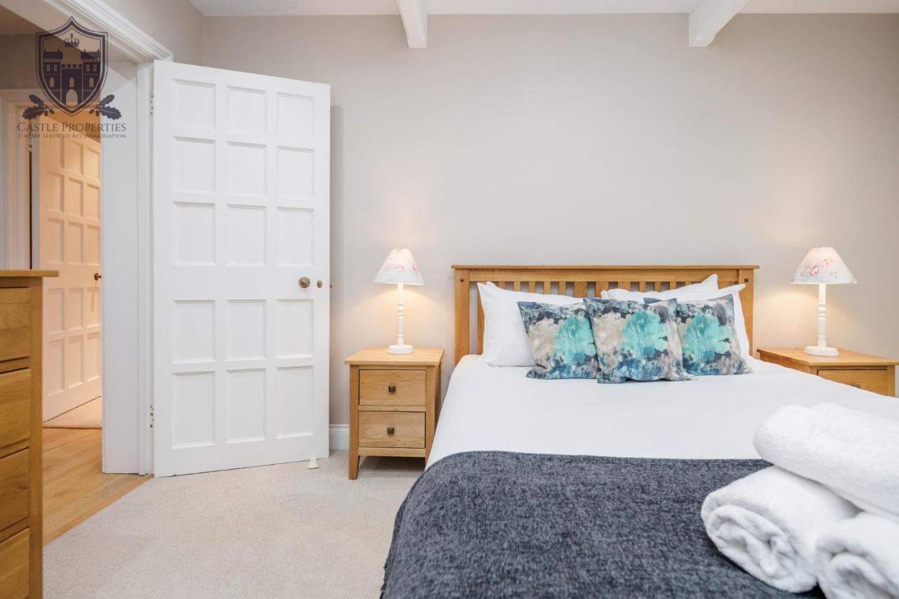 Castle Properties:Eton-The College Windsor Buitenkant foto